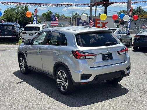 Alloy Silver Metallic 2024 Mitsubishi Outlander Sport 2.0 ES