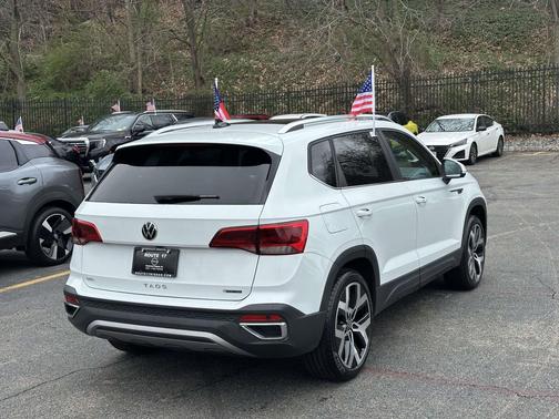 2022 Volkswagen Taos 1.5T SEL