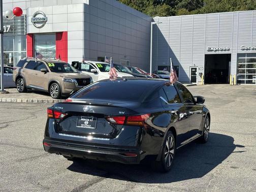 2021 Nissan Altima 2.5 SV