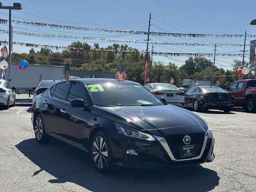 2021 Nissan Altima 2.5 SV