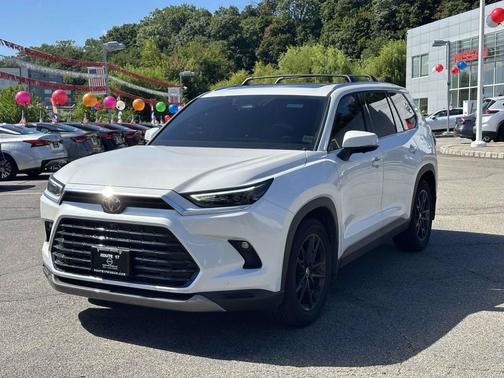 Wind Chill Pearl 2026 Toyota Grand Highlander Platinum