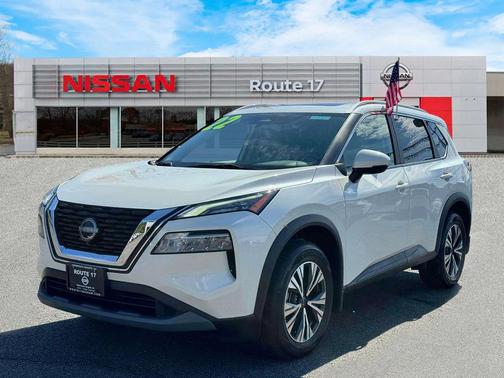 2022 Nissan Rogue SV