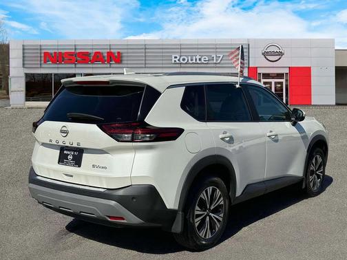2022 Nissan Rogue SV
