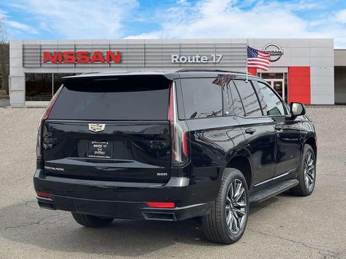 2024 Cadillac Escalade Sport