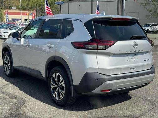 2022 Nissan Rogue SV
