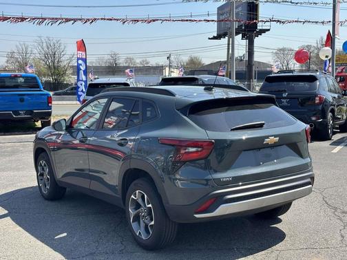 Cypress Gray 2025 Chevrolet Trax LT