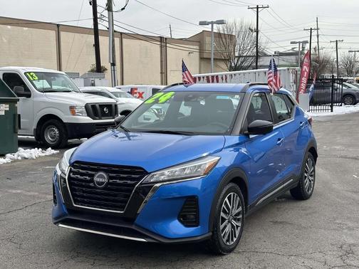 2024 Nissan Kicks SR