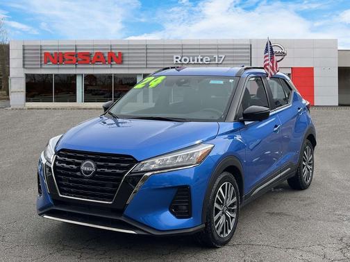 2024 Nissan Kicks SR