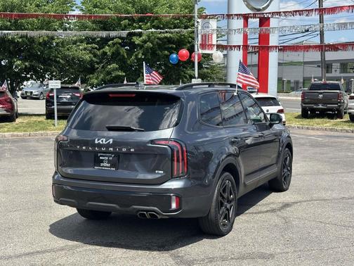 Gravity Gray 2024 Kia Telluride SX X-Line