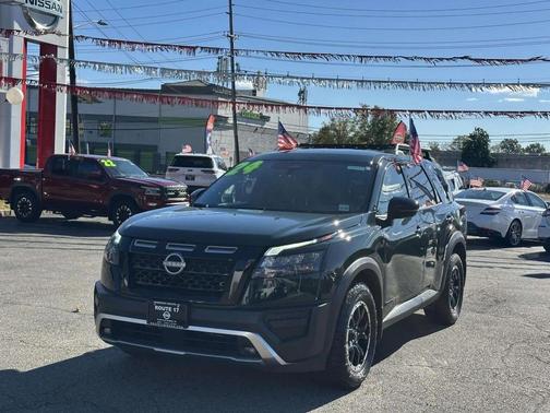 2024 Nissan Pathfinder Rock Creek 4WD