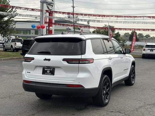 2024 Jeep Grand Cherokee L Altitude