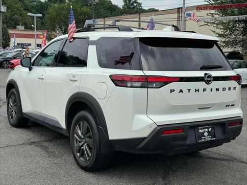 2023 Nissan Pathfinder SV 4WD