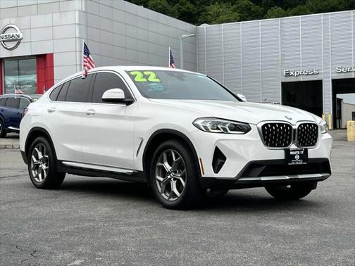 2022 BMW X4 xDrive30i