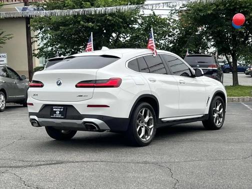2022 BMW X4 xDrive30i