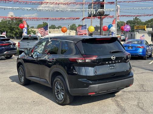 Super Black 2024 Nissan Rogue S
