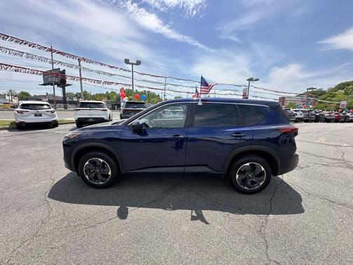 Deep Ocean Blue Pearl 2024 Nissan Rogue SV