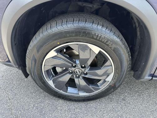 Deep Ocean Blue Pearl 2024 Nissan Rogue SV