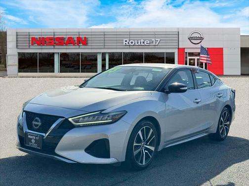 2023 Nissan Maxima SV Xtronic CVT