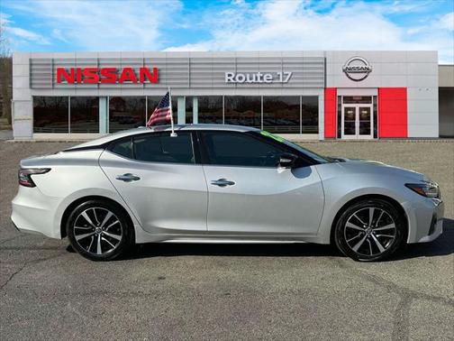 2023 Nissan Maxima SV Xtronic CVT