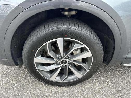 2024 Audi Q5 45 S line Premium Plus