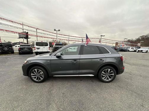 2024 Audi Q5 45 S line Premium Plus