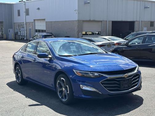 Riverside Blue Metallic 2023 Chevrolet Malibu FWD 1LT