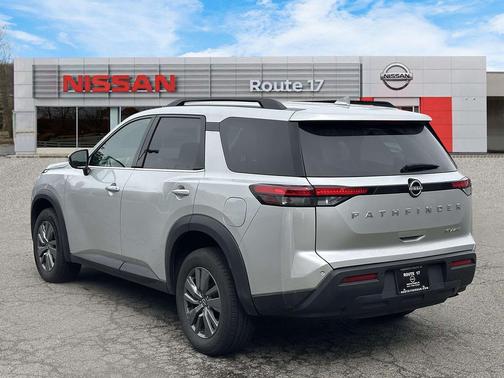Brilliant Silver Metallic 2025 Nissan Pathfinder SV 4WD
