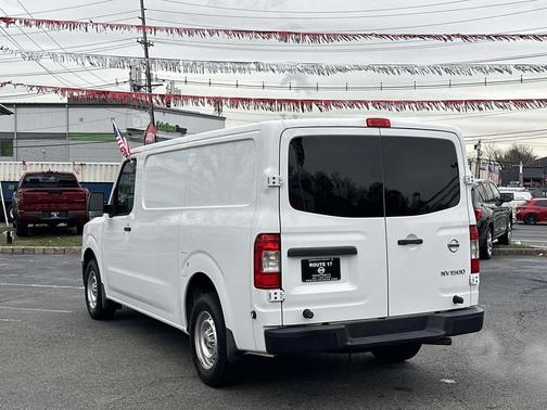 2013 Nissan NV Cargo NV1500 S V6