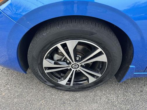 Electric Blue Metallic 2023 Nissan Sentra SV