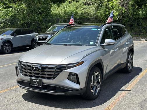 Shimmering Silver 2023 Hyundai TUCSON Limited