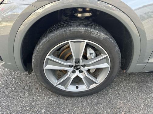 2025 Audi Q5 45 S line Premium