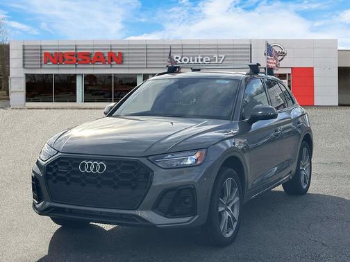 2025 Audi Q5 45 S line Premium