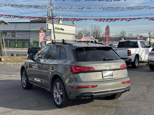 2025 Audi Q5 45 S line Premium