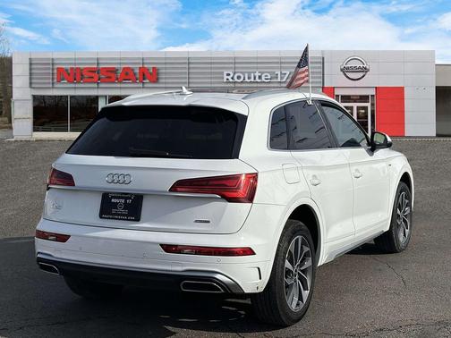 2024 Audi Q5 45 S line Premium Plus