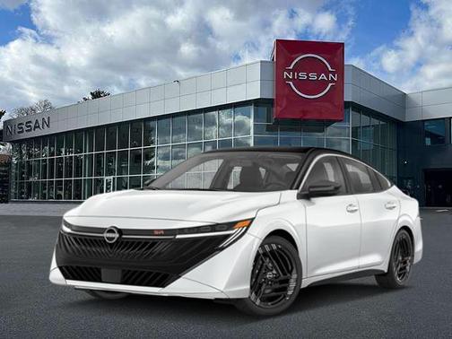 Aspen White Tricoat/Super Black 2026 Nissan Sentra SR