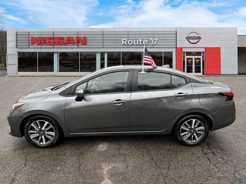 2023 Nissan Versa 1.6 SV