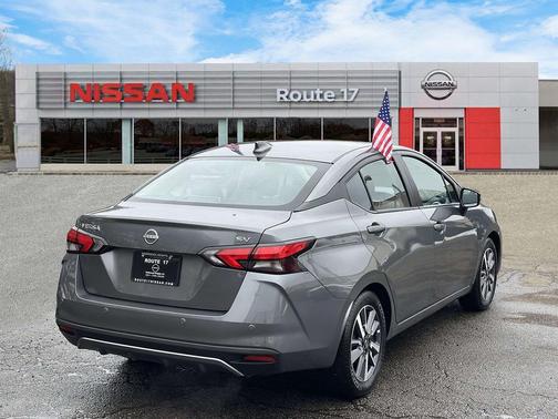 2023 Nissan Versa 1.6 SV