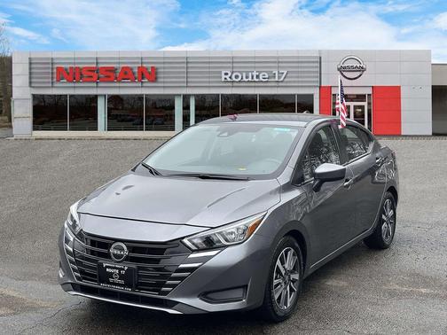 2023 Nissan Versa 1.6 SV
