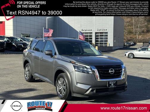 2025 Nissan Pathfinder SV 4WD