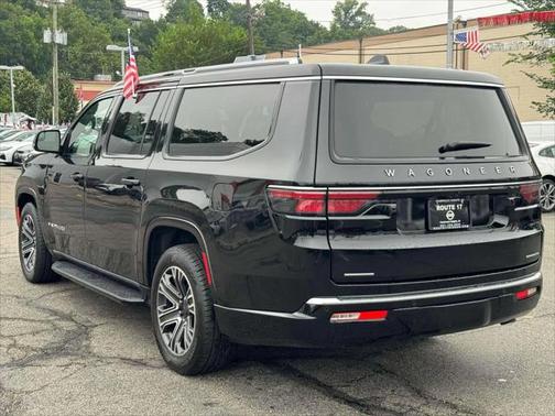2023 Jeep Wagoneer L Series II 4x4