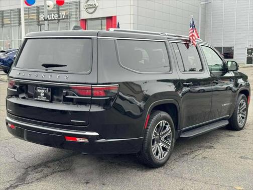 2023 Jeep Wagoneer L Series II 4x4