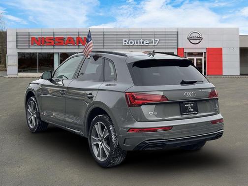 2025 Audi Q5 45 S line Premium