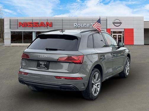 2025 Audi Q5 45 S line Premium