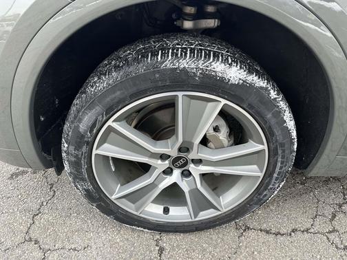 2025 Audi Q5 45 S line Premium