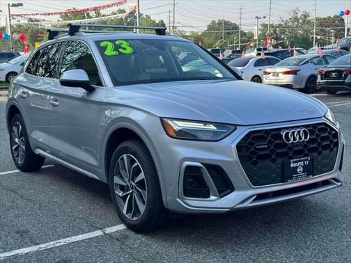 2023 Audi Q5 45 S line Premium Plus