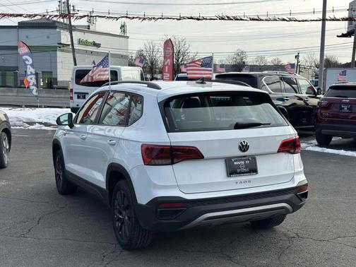 2023 Volkswagen Taos 1.5T S