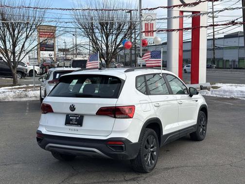 2023 Volkswagen Taos 1.5T S