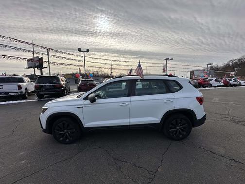 2023 Volkswagen Taos 1.5T S