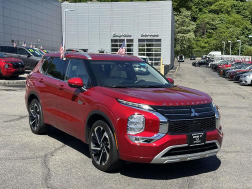 Red Diamond 2023 Mitsubishi Outlander PHEV SEL