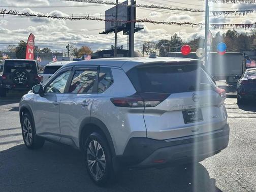 2022 Nissan Rogue SV